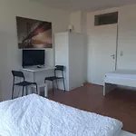 Apartment Mit Balkon In Luenen