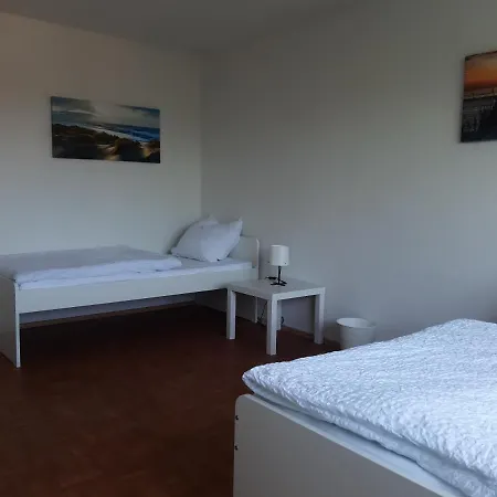 Mit Balkon In شقة